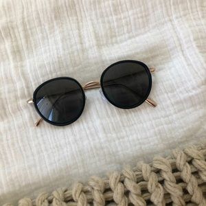 Urban Outfitters Black Round Sunglasses